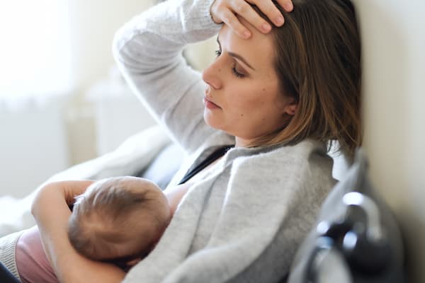 Mẹ bầu cần chú ý những gì sau sinh: 9 điều cần nhớ
